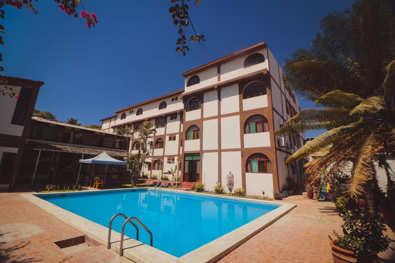 Hotel Ayenda La Siesta Sullana Exterior foto
